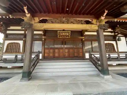 高圓寺の本殿・本堂
