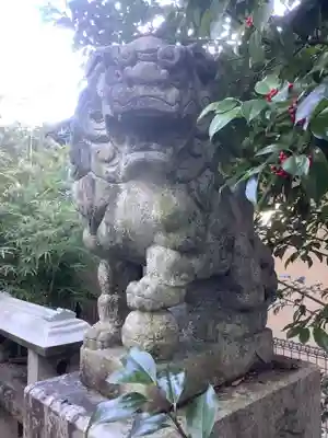 西神明社の狛犬