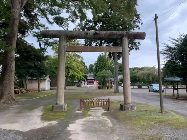 八街神社の鳥居