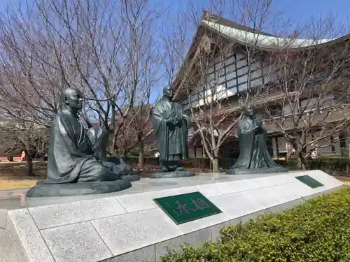 総持寺の像