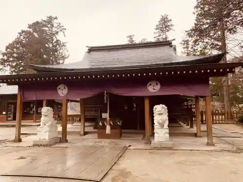 唐澤山神社の本殿