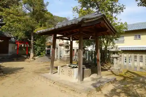 片岡神社の手水舎