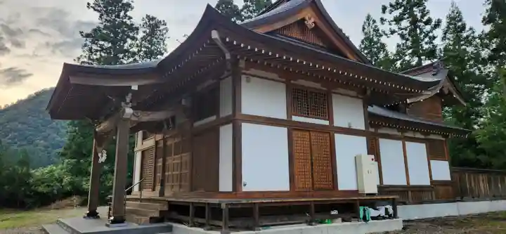 柏倉八幡神社の本殿・本堂