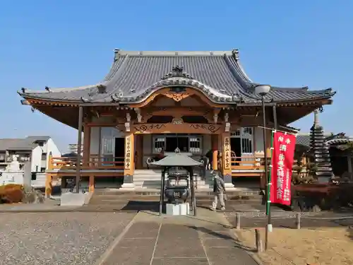 圓鏡寺の本殿・本堂