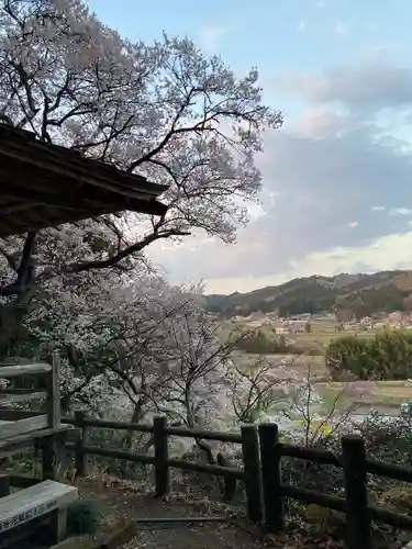 堂の下の岩観音(栃木県)