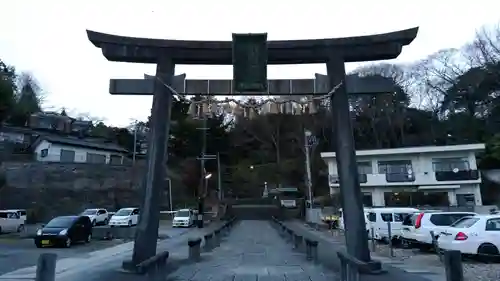 志波彦神社・鹽竈神社の鳥居