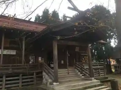 横手神明社の本殿
