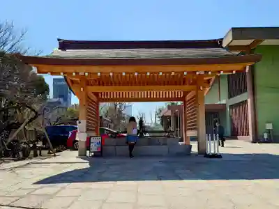 難波大社 生國魂神社の手水舎