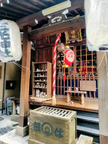 三光稲荷神社の{uncategorized: "未分類", other: "その他", undefined: "問題あり", building: "その他建物", grave: "お墓", sacred_gate: "鳥居", guardian: "狛犬", statue: "像", buddha: "仏像", history: "歴史", nature: "自然", garden: "庭園", animal: "動物", pagoda: "塔", temizu: "手水舎", mountain_gate: "山門・神門", sanctuary: "本殿・本堂", subordinate: "末社・摂社", art: "芸術", scenery: "景色", jizo: "地蔵", ema: "絵馬", goshuin: "御朱印", omikuji: "おみくじ", items: "授与品その他", amulet: "お守り", goshuincho: "御朱印帳", eats: "食事", festival: "お祭り", votive_dance: "神楽", shichigosan: "七五三参", wedding: "結婚式", experience: "体験その他", initially: "初詣", around: "周辺", anti_infection: "感染症対策"}