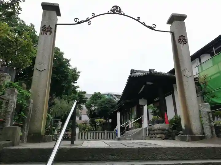 白山神社の鳥居