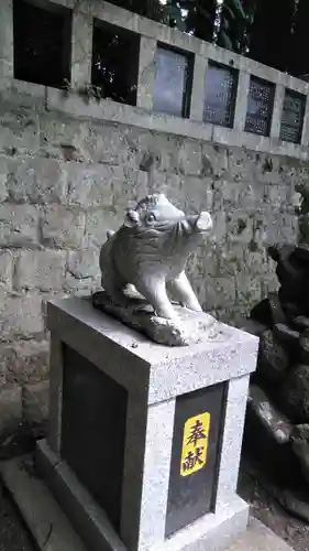 小国両神社の狛犬