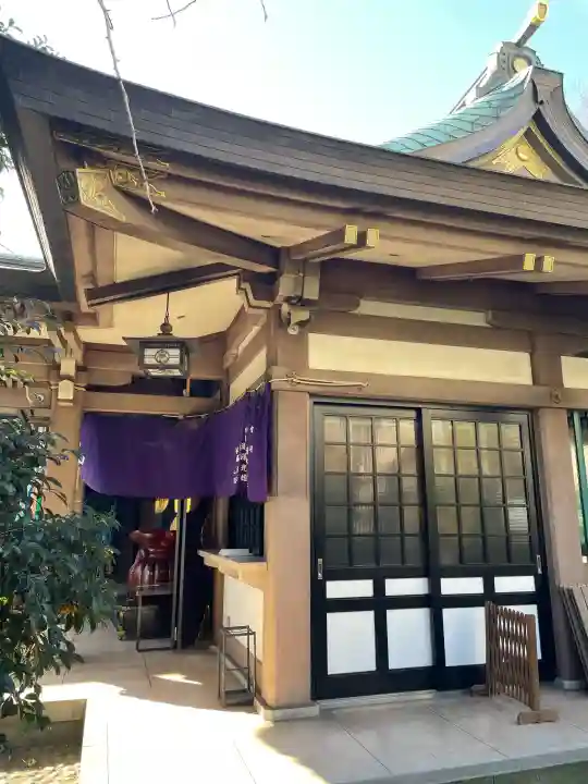 大鳥神社の{uncategorized: "未分類", other: "その他", undefined: "問題あり", building: "その他建物", grave: "お墓", sacred_gate: "鳥居", guardian: "狛犬", statue: "像", buddha: "仏像", history: "歴史", nature: "自然", garden: "庭園", animal: "動物", pagoda: "塔", temizu: "手水舎", mountain_gate: "山門・神門", sanctuary: "本殿・本堂", subordinate: "末社・摂社", art: "芸術", scenery: "景色", jizo: "地蔵", ema: "絵馬", goshuin: "御朱印", omikuji: "おみくじ", items: "授与品その他", amulet: "お守り", goshuincho: "御朱印帳", eats: "食事", festival: "お祭り", votive_dance: "神楽", shichigosan: "七五三参", wedding: "結婚式", experience: "体験その他", initially: "初詣", around: "周辺", anti_infection: "感染症対策"}