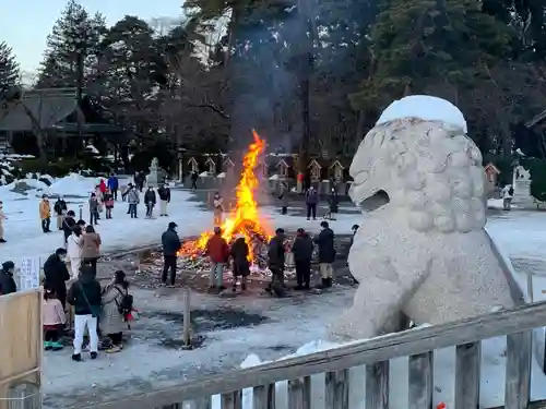 盛岡八幡宮の狛犬