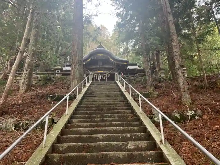 小川諏訪神社の{uncategorized: "未分類", other: "その他", undefined: "問題あり", building: "その他建物", grave: "お墓", sacred_gate: "鳥居", guardian: "狛犬", statue: "像", buddha: "仏像", history: "歴史", nature: "自然", garden: "庭園", animal: "動物", pagoda: "塔", temizu: "手水舎", mountain_gate: "山門・神門", sanctuary: "本殿・本堂", subordinate: "末社・摂社", art: "芸術", scenery: "景色", jizo: "地蔵", ema: "絵馬", goshuin: "御朱印", omikuji: "おみくじ", items: "授与品その他", amulet: "お守り", goshuincho: "御朱印帳", eats: "食事", festival: "お祭り", votive_dance: "神楽", shichigosan: "七五三参", wedding: "結婚式", experience: "体験その他", initially: "初詣", around: "周辺", anti_infection: "感染症対策"}