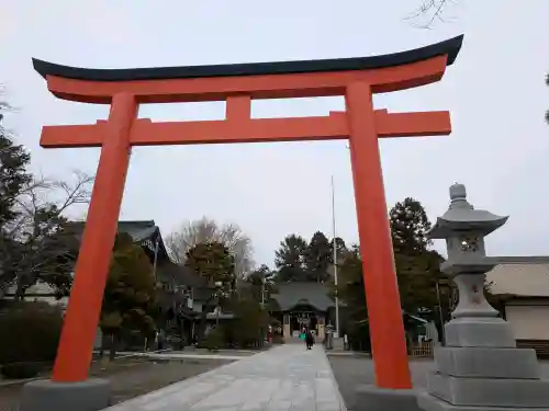 湯倉神社の{uncategorized: "未分類", other: "その他", undefined: "問題あり", building: "その他建物", grave: "お墓", sacred_gate: "鳥居", guardian: "狛犬", statue: "像", buddha: "仏像", history: "歴史", nature: "自然", garden: "庭園", animal: "動物", pagoda: "塔", temizu: "手水舎", mountain_gate: "山門・神門", sanctuary: "本殿・本堂", subordinate: "末社・摂社", art: "芸術", scenery: "景色", jizo: "地蔵", ema: "絵馬", goshuin: "御朱印", omikuji: "おみくじ", items: "授与品その他", amulet: "お守り", goshuincho: "御朱印帳", eats: "食事", festival: "お祭り", votive_dance: "神楽", shichigosan: "七五三参", wedding: "結婚式", experience: "体験その他", initially: "初詣", around: "周辺", anti_infection: "感染症対策"}