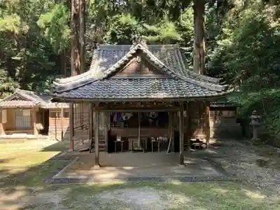 猪田神社の本殿