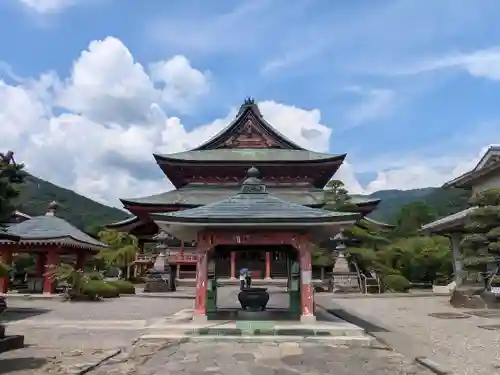 甲斐善光寺(山梨県)