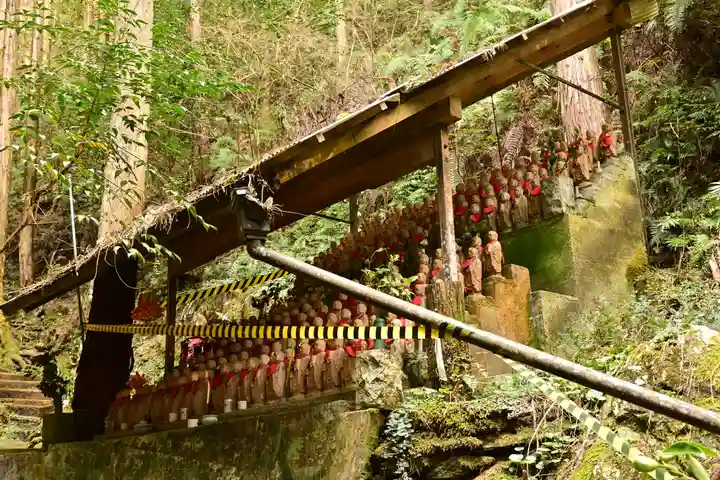 施法寺(東大寺末寺)(愛媛県)