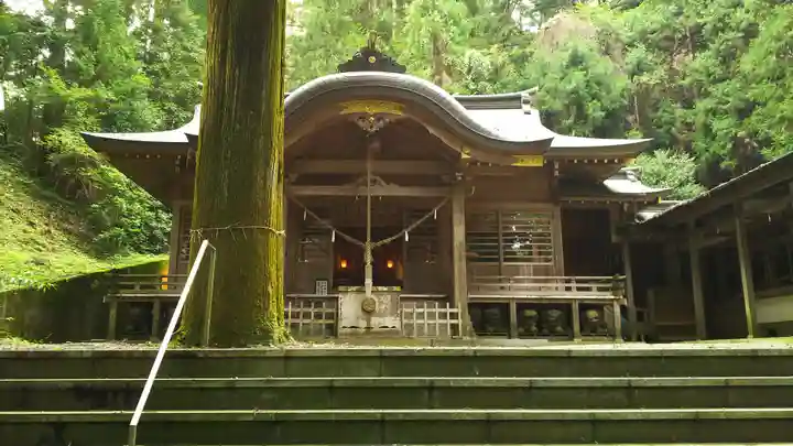 西金砂神社の本殿・本堂