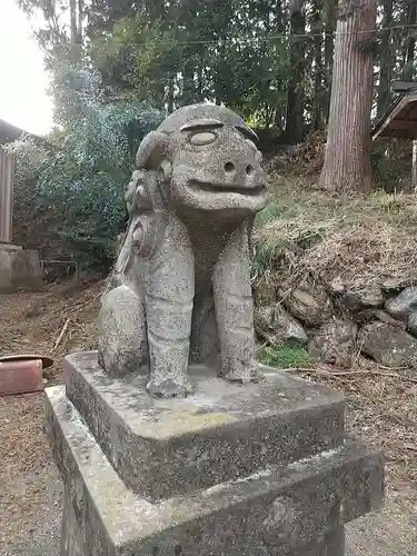 借宿神社の狛犬