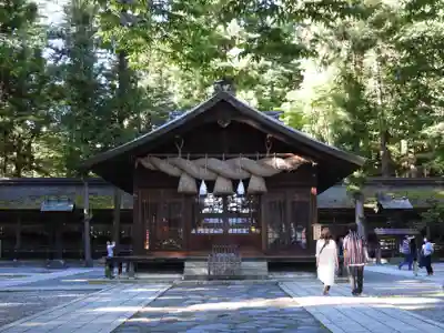 諏訪大社下社春宮(長野県)