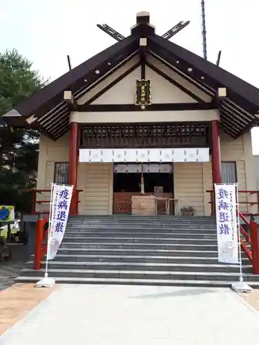 新川皇大神社の本殿