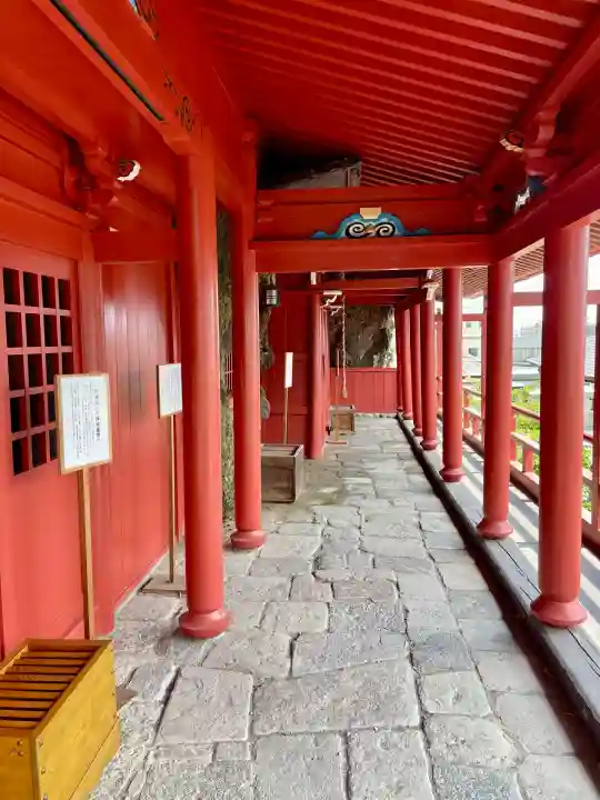 韮崎窟観音(山梨県)