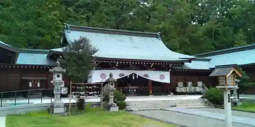 山梨縣護國神社の本殿・本堂