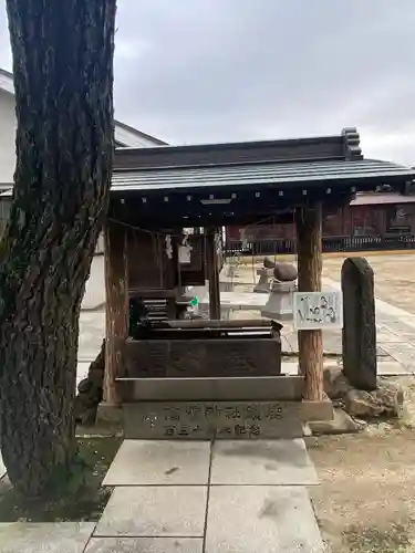 高靇神社の手水舎