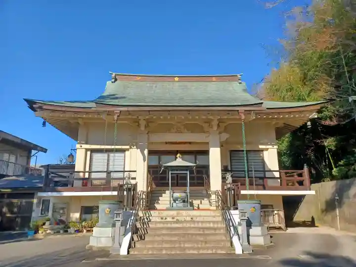 医王寺の{uncategorized: "未分類", other: "その他", undefined: "問題あり", building: "その他建物", grave: "お墓", sacred_gate: "鳥居", guardian: "狛犬", statue: "像", buddha: "仏像", history: "歴史", nature: "自然", garden: "庭園", animal: "動物", pagoda: "塔", temizu: "手水舎", mountain_gate: "山門・神門", sanctuary: "本殿・本堂", subordinate: "末社・摂社", art: "芸術", scenery: "景色", jizo: "地蔵", ema: "絵馬", goshuin: "御朱印", omikuji: "おみくじ", items: "授与品その他", amulet: "お守り", goshuincho: "御朱印帳", eats: "食事", festival: "お祭り", votive_dance: "神楽", shichigosan: "七五三参", wedding: "結婚式", experience: "体験その他", initially: "初詣", around: "周辺", anti_infection: "感染症対策"}