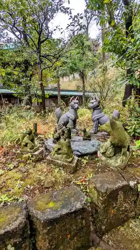 白金氷川神社の狛犬