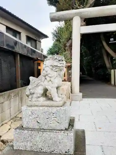 岩槻久伊豆神社の狛犬