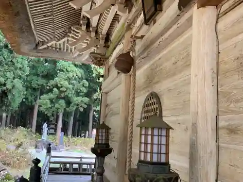 幸徳院笹野寺の本殿