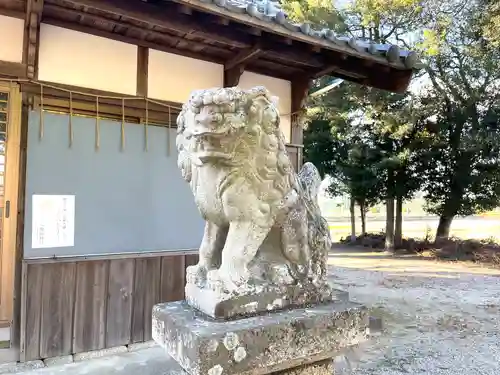 八重垣神社の狛犬