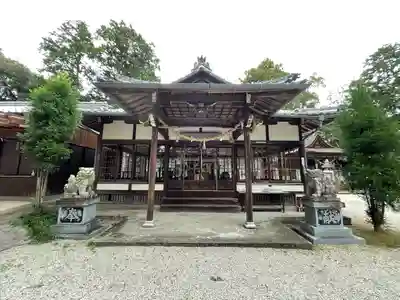 倭白山比咩神社の本殿・本堂