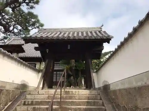 海福寺の山門・神門