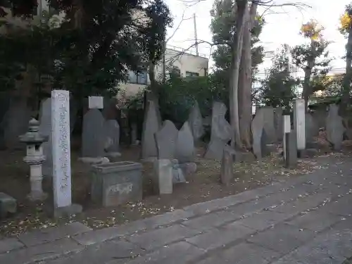嶺御嶽神社のその他建物