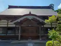 成沢寺の本殿・本堂