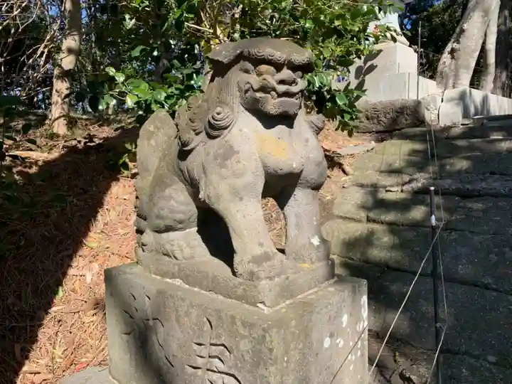 鶴峰八幡神社の狛犬