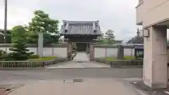 法源寺の山門