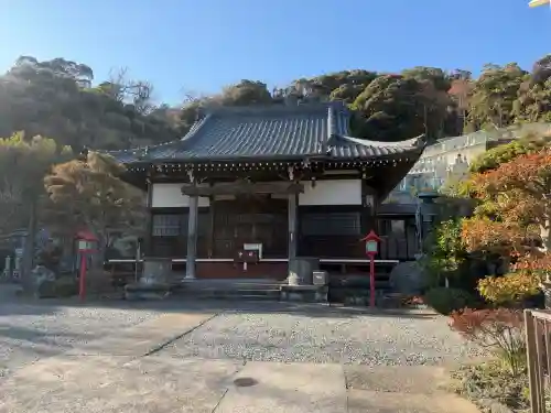 玉泉寺の{uncategorized: "未分類", other: "その他", undefined: "問題あり", building: "その他建物", grave: "お墓", sacred_gate: "鳥居", guardian: "狛犬", statue: "像", buddha: "仏像", history: "歴史", nature: "自然", garden: "庭園", animal: "動物", pagoda: "塔", temizu: "手水舎", mountain_gate: "山門・神門", sanctuary: "本殿・本堂", subordinate: "末社・摂社", art: "芸術", scenery: "景色", jizo: "地蔵", ema: "絵馬", goshuin: "御朱印", omikuji: "おみくじ", items: "授与品その他", amulet: "お守り", goshuincho: "御朱印帳", eats: "食事", festival: "お祭り", votive_dance: "神楽", shichigosan: "七五三参", wedding: "結婚式", experience: "体験その他", initially: "初詣", around: "周辺", anti_infection: "感染症対策"}