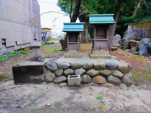 八幡社（市之久田）の末社・摂社