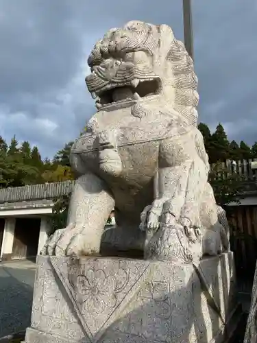 盛岡八幡宮の狛犬