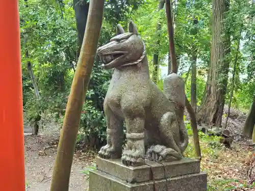 稲荷神社の狛犬