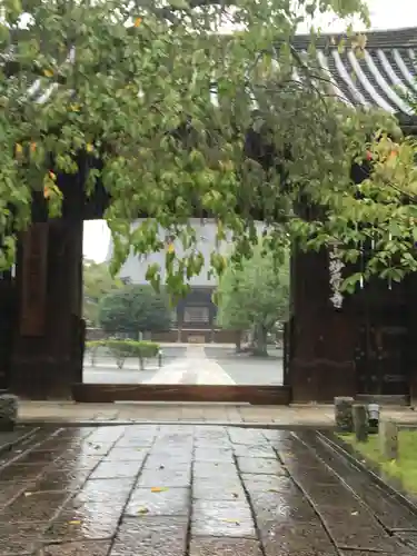 妙覺寺（妙覚寺）の山門