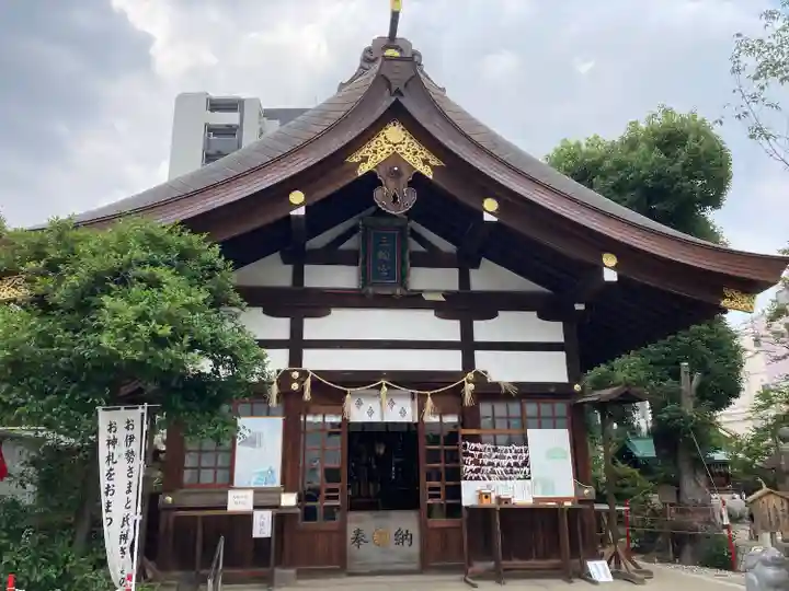 三輪神社の本殿・本堂