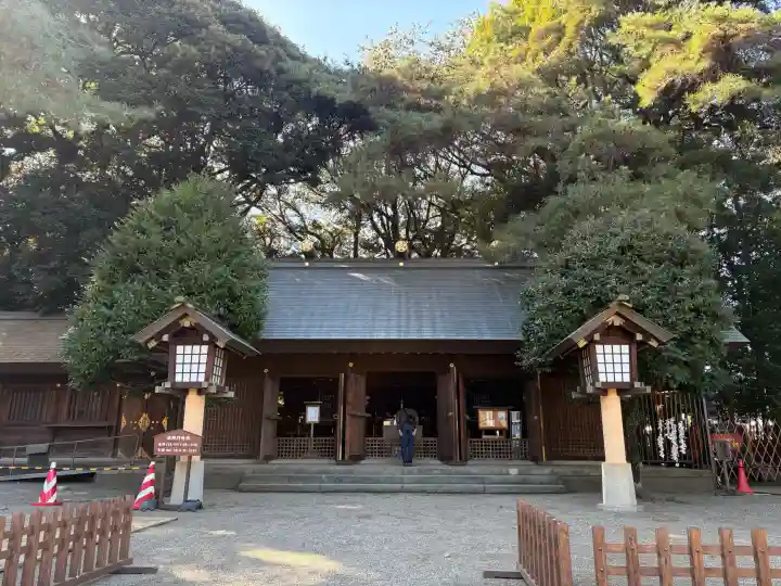 埼玉縣護國神社の{uncategorized: "未分類", other: "その他", undefined: "問題あり", building: "その他建物", grave: "お墓", sacred_gate: "鳥居", guardian: "狛犬", statue: "像", buddha: "仏像", history: "歴史", nature: "自然", garden: "庭園", animal: "動物", pagoda: "塔", temizu: "手水舎", mountain_gate: "山門・神門", sanctuary: "本殿・本堂", subordinate: "末社・摂社", art: "芸術", scenery: "景色", jizo: "地蔵", ema: "絵馬", goshuin: "御朱印", omikuji: "おみくじ", items: "授与品その他", amulet: "お守り", goshuincho: "御朱印帳", eats: "食事", festival: "お祭り", votive_dance: "神楽", shichigosan: "七五三参", wedding: "結婚式", experience: "体験その他", initially: "初詣", around: "周辺", anti_infection: "感染症対策"}