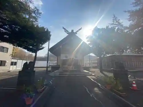 石山神社の本殿