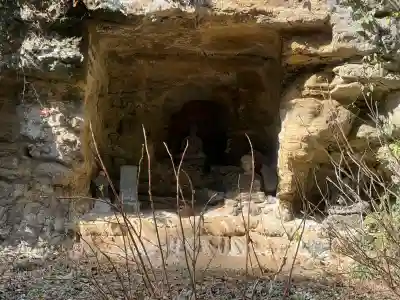 稱名寺（称名寺）の{uncategorized: "未分類", other: "その他", undefined: "問題あり", building: "その他建物", grave: "お墓", sacred_gate: "鳥居", guardian: "狛犬", statue: "像", buddha: "仏像", history: "歴史", nature: "自然", garden: "庭園", animal: "動物", pagoda: "塔", temizu: "手水舎", mountain_gate: "山門・神門", sanctuary: "本殿・本堂", subordinate: "末社・摂社", art: "芸術", scenery: "景色", jizo: "地蔵", ema: "絵馬", goshuin: "御朱印", omikuji: "おみくじ", items: "授与品その他", amulet: "お守り", goshuincho: "御朱印帳", eats: "食事", festival: "お祭り", votive_dance: "神楽", shichigosan: "七五三参", wedding: "結婚式", experience: "体験その他", initially: "初詣", around: "周辺", anti_infection: "感染症対策"}