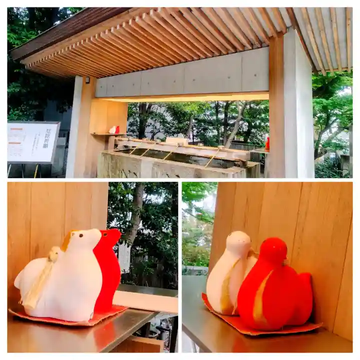 乃木神社の{uncategorized: "未分類", other: "その他", undefined: "問題あり", building: "その他建物", grave: "お墓", sacred_gate: "鳥居", guardian: "狛犬", statue: "像", buddha: "仏像", history: "歴史", nature: "自然", garden: "庭園", animal: "動物", pagoda: "塔", temizu: "手水舎", mountain_gate: "山門・神門", sanctuary: "本殿・本堂", subordinate: "末社・摂社", art: "芸術", scenery: "景色", jizo: "地蔵", ema: "絵馬", goshuin: "御朱印", omikuji: "おみくじ", items: "授与品その他", amulet: "お守り", goshuincho: "御朱印帳", eats: "食事", festival: "お祭り", votive_dance: "神楽", shichigosan: "七五三参", wedding: "結婚式", experience: "体験その他", initially: "初詣", around: "周辺", anti_infection: "感染症対策"}